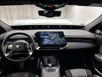 BMW iX3 50 xDrive M Sport Pro - ELECTRIC