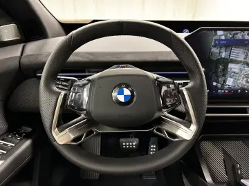 BMW iX3 50 xDrive M Sport Pro - ELECTRIC