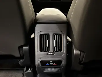BMW iX3 50 xDrive M Sport Pro - ELECTRIC