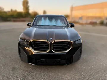 BMW XM