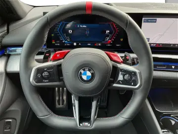 BMW M5 Touring M Compound Brakes - Panoramic Glass Roof