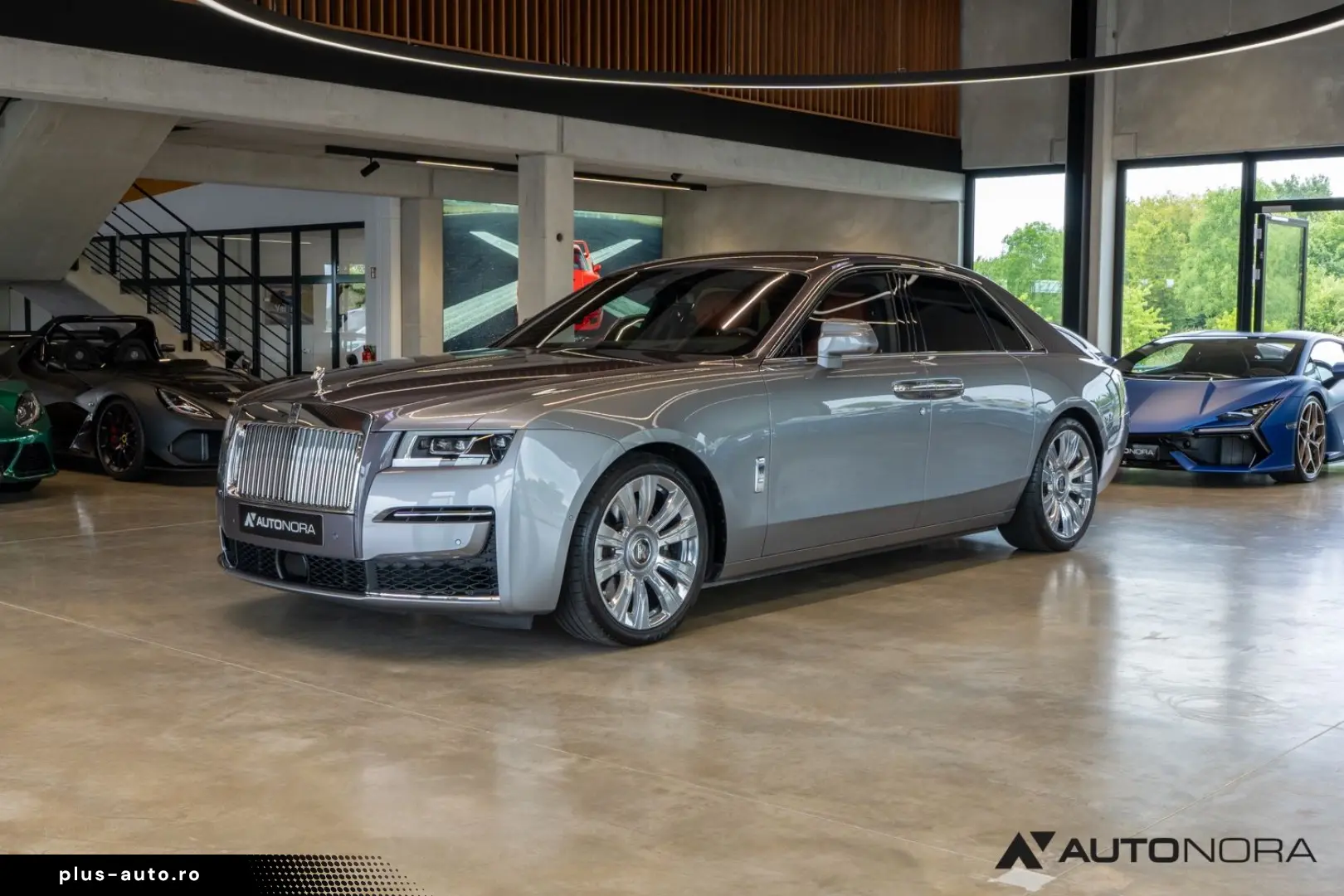 ROLLS ROYCE Ghost Two-tone Sternenhimmel Fond Entertainment