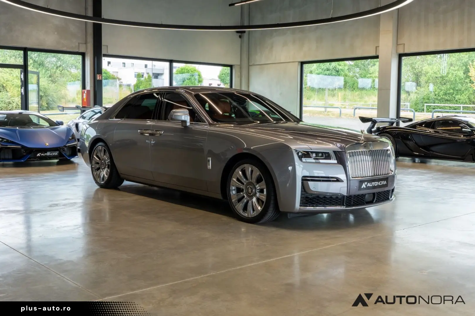 ROLLS ROYCE Ghost Two-tone Sternenhimmel Fond Entertainment