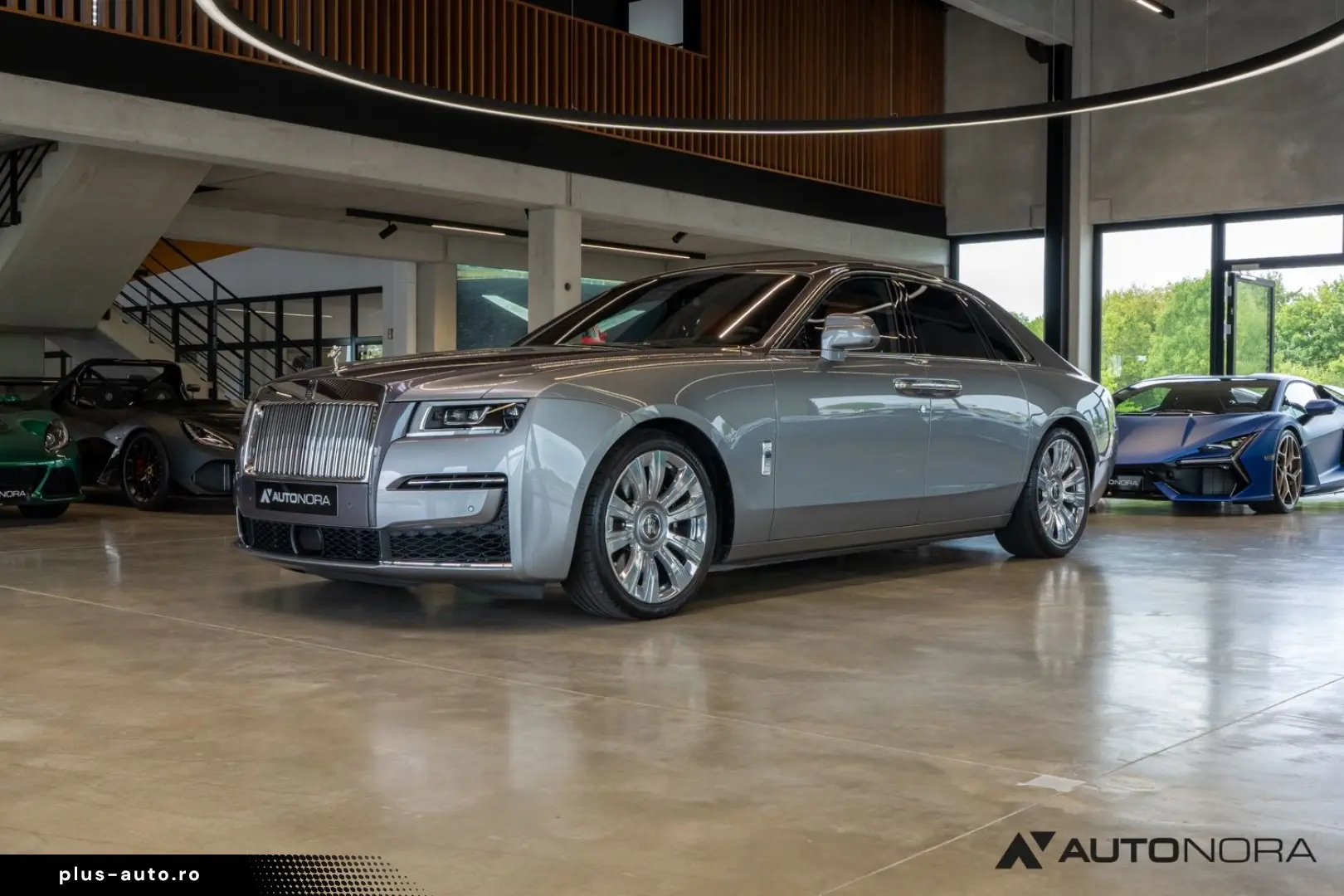 ROLLS ROYCE Ghost Two-tone Sternenhimmel Fond Entertainment