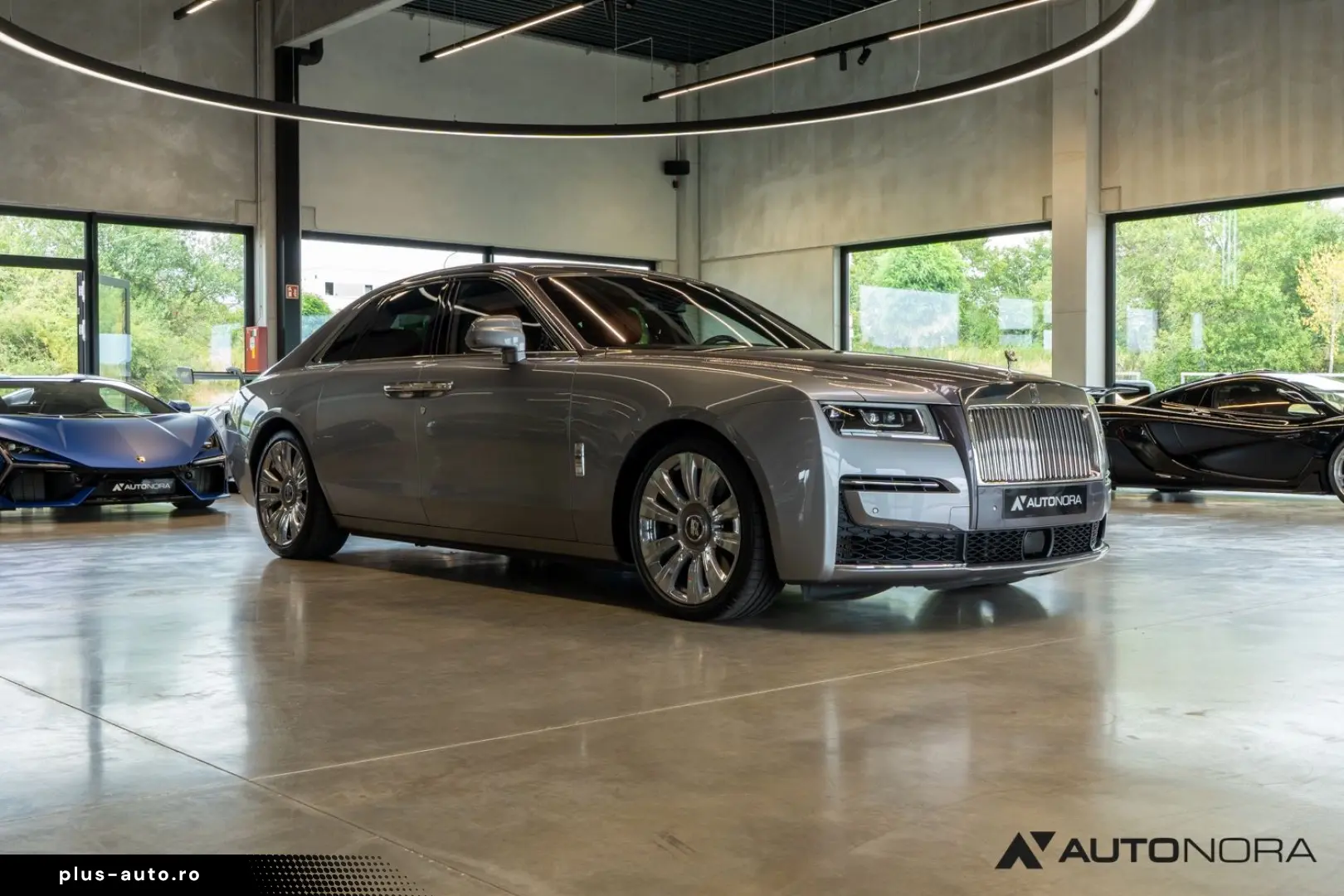 ROLLS ROYCE Ghost Two-tone Sternenhimmel Fond Entertainment