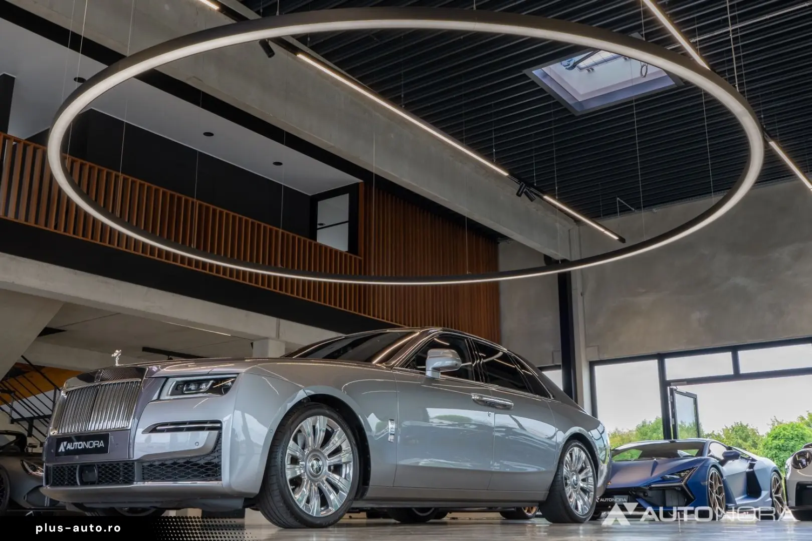 ROLLS ROYCE Ghost Two-tone Sternenhimmel Fond Entertainment
