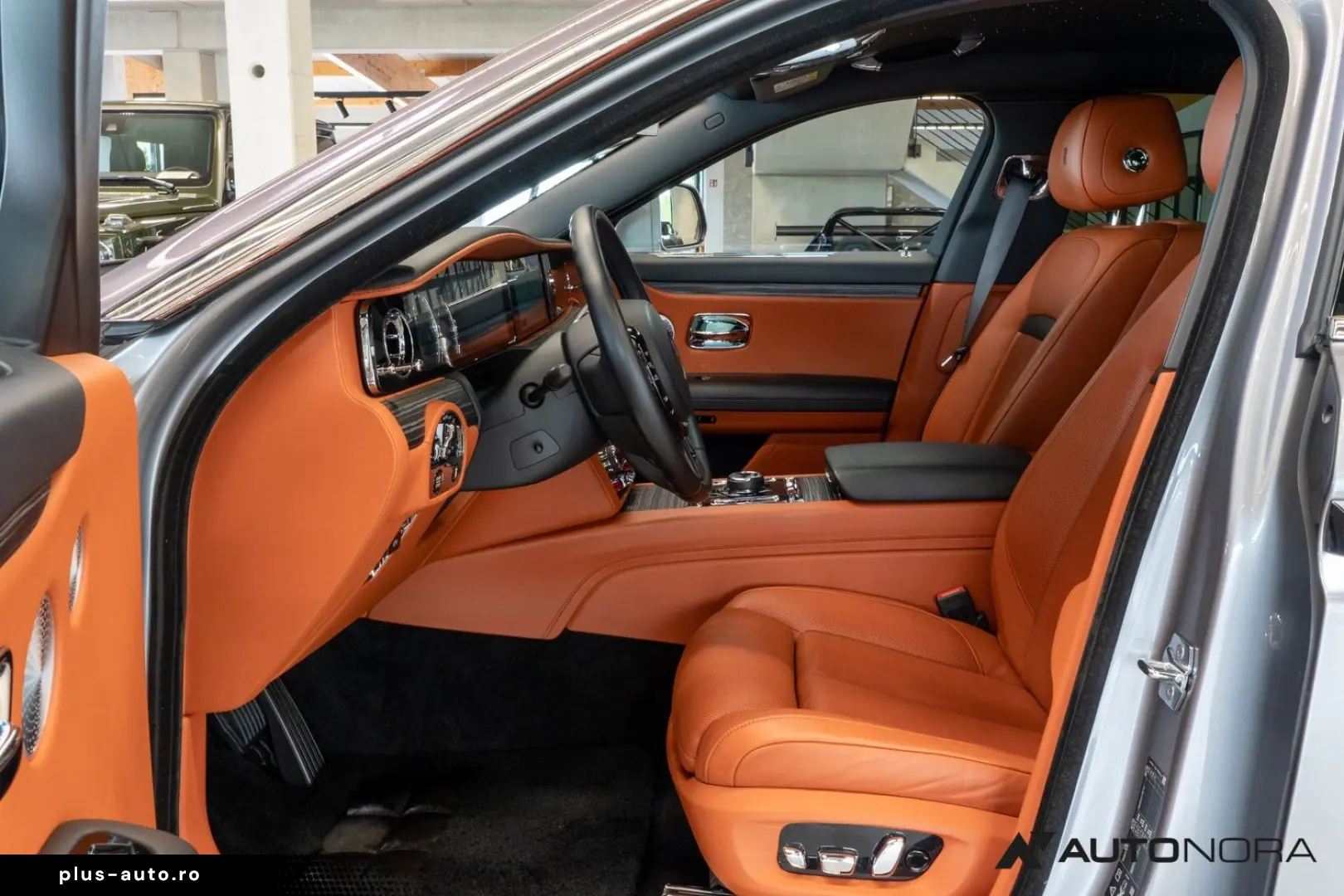 ROLLS ROYCE Ghost Two-tone Sternenhimmel Fond Entertainment