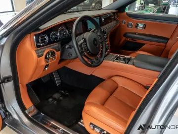 ROLLS ROYCE Ghost Two-tone Sternenhimmel Fond Entertainment