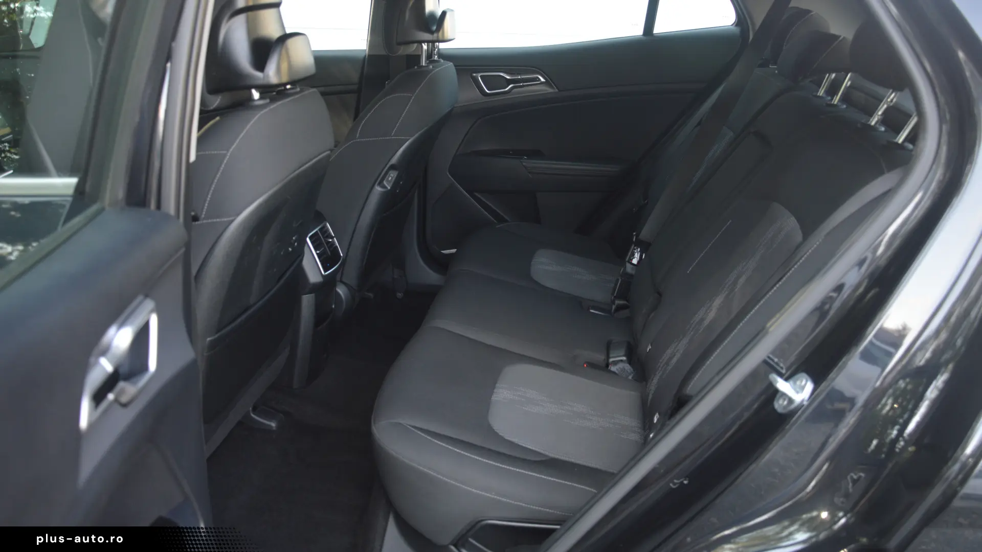 Kia Sportage 2023   265CP   4x4   Plug in Hibrid