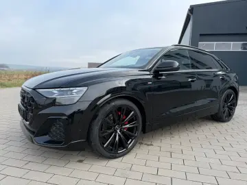 Audi Q8 50 TDI Quattro S Line - Panoramic - B&O