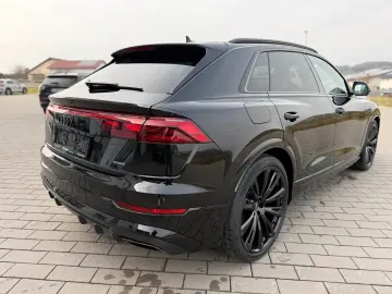 Audi Q8 50 TDI Quattro S Line - Panoramic - B&O