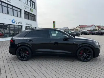 Audi Q8 50 TDI Quattro S Line - Panoramic - B&O