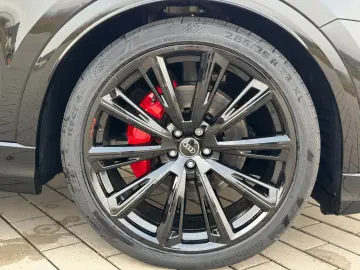 Audi Q8 50 TDI Quattro S Line - Panoramic - B&O