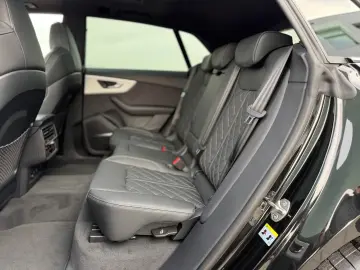 Audi Q8 50 TDI Quattro S Line - Panoramic - B&O