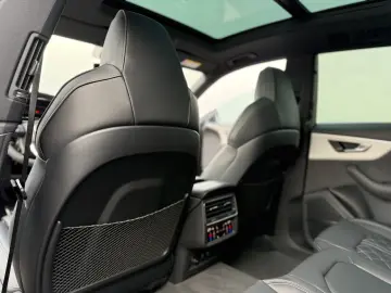 Audi Q8 50 TDI Quattro S Line - Panoramic - B&O
