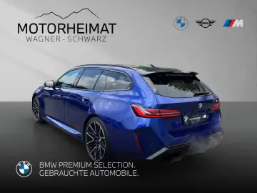BMW M5 Touring Carbon B&W
