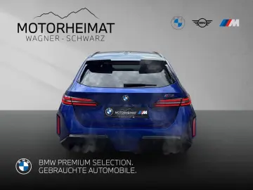 BMW M5 Touring Carbon B&W
