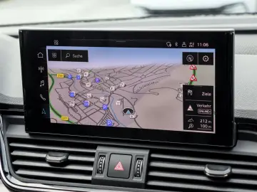 AUDI Q5 50 TFSI e S-Line Luft AHK Matrix