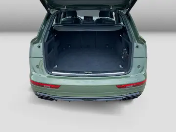 AUDI Q5 55TFSIe quattro S line S-trc Virtual Matrix C