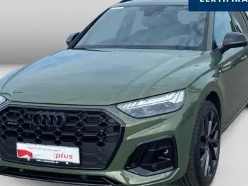 AUDI Q5 55TFSIe quattro S line S-trc Virtual Matrix C