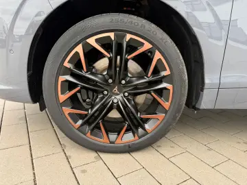 Cupra Terramar VZ 2.0 TSI DSG - Panoramic - Sennheiser