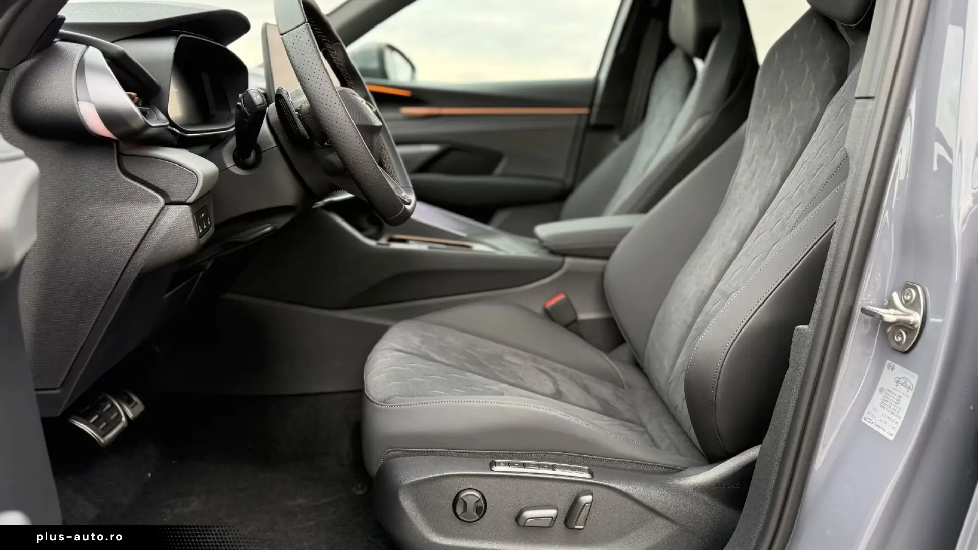 Cupra Terramar VZ 2.0 TSI DSG - Panoramic - Sennheiser