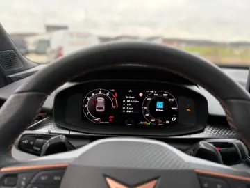 Cupra Terramar VZ 2.0 TSI DSG - Panoramic - Sennheiser