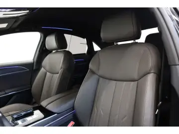 AUDI A8 60 TFSI e quattro S line B&O LED Head-up 360