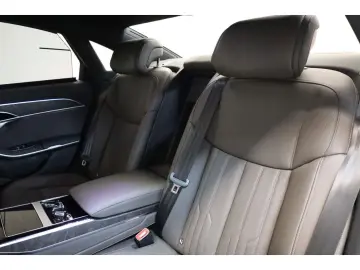 AUDI A8 60 TFSI e quattro S line B&O LED Head-up 360
