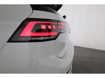 VW Golf GTI 2.0 TSI Clubsport Black Style DSG Pano.