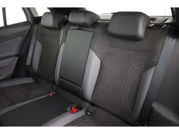 VW ID.4 Pure 55kWh NAV LED RFK ACC W-Pumpe Kessy SH