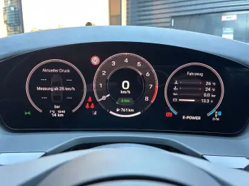 Porsche Panamera 4 E-Hybrid