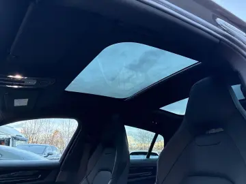 Porsche Panamera 4 E-Hybrid