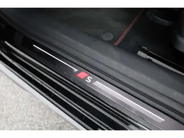 AUDI A5 Limousine e-hybrid quattro S line B&O HUD LED