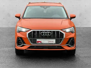 AUDI Q3 35TFSI S line ACC AHK Navi  Kam 19Zoll
