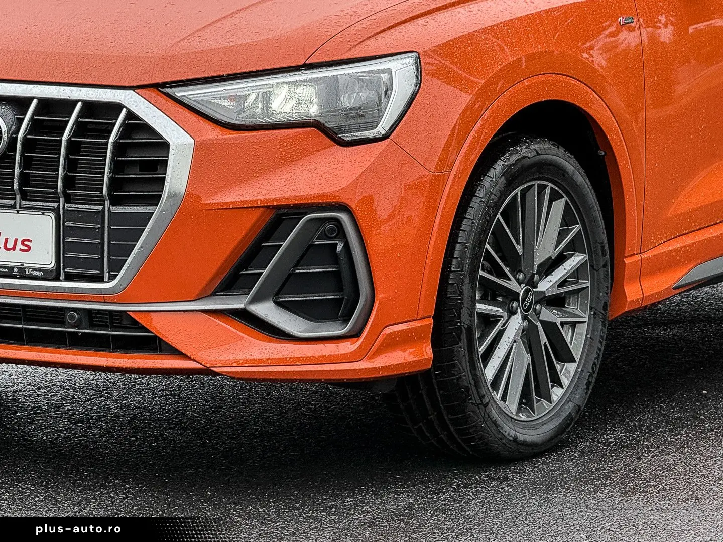 AUDI Q3 35TFSI S line ACC AHK Navi  Kam 19Zoll