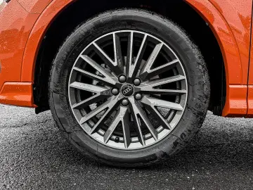 AUDI Q3 35TFSI S line ACC AHK Navi  Kam 19Zoll