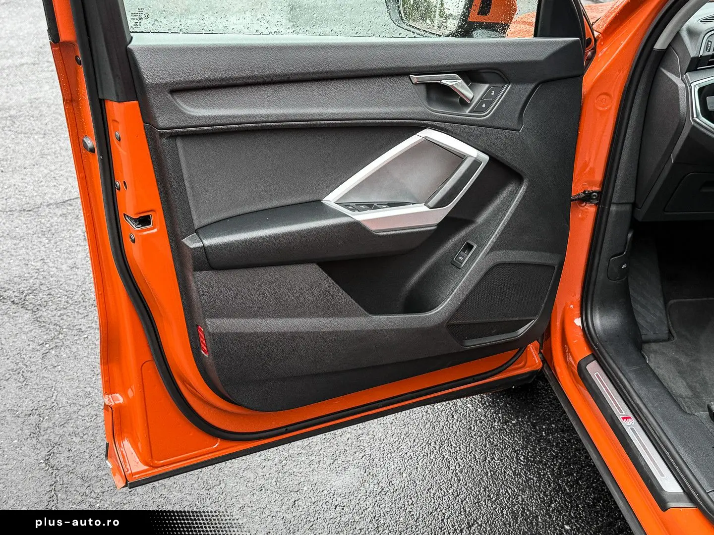 AUDI Q3 35TFSI S line ACC AHK Navi  Kam 19Zoll