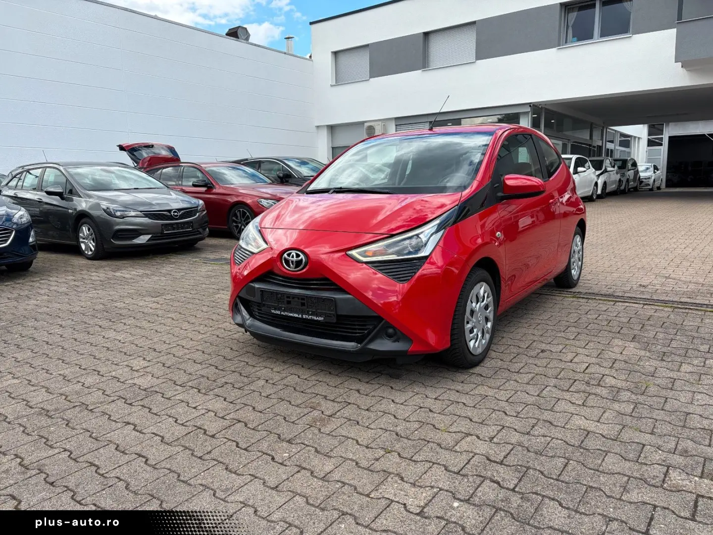 TOYOTA Aygo AYGO x-play ERSTE HAND BT TEMPOMAT