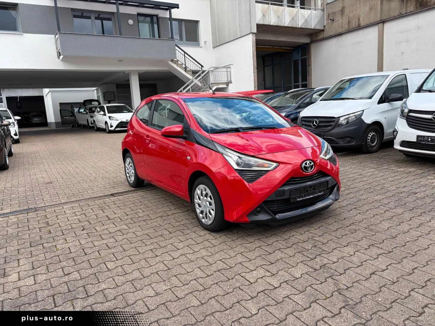 TOYOTA Aygo AYGO x-play ERSTE HAND BT TEMPOMAT