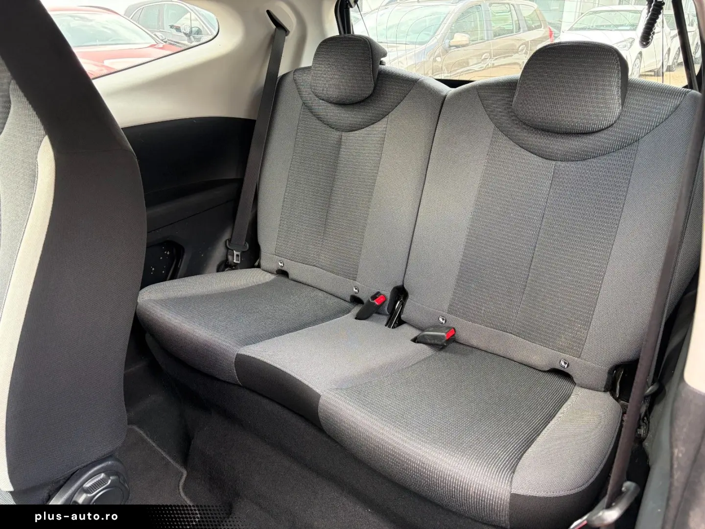 TOYOTA Aygo AYGO x-play ERSTE HAND BT TEMPOMAT