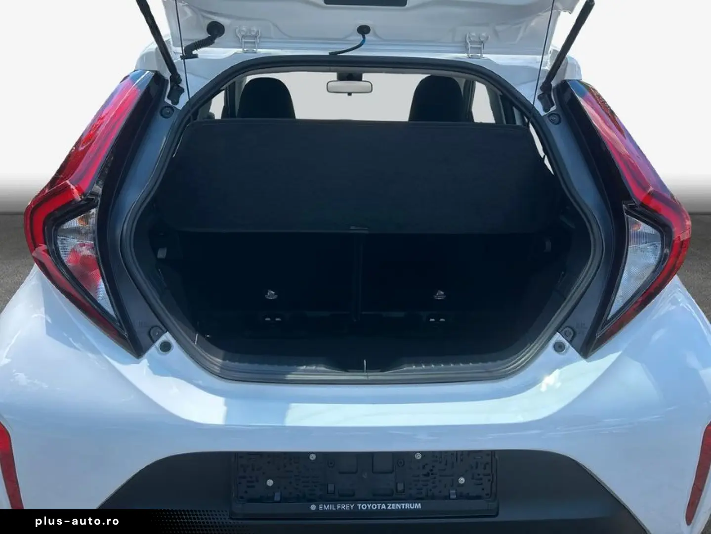 TOYOTA Aygo X S-CVT Play  Allwetter