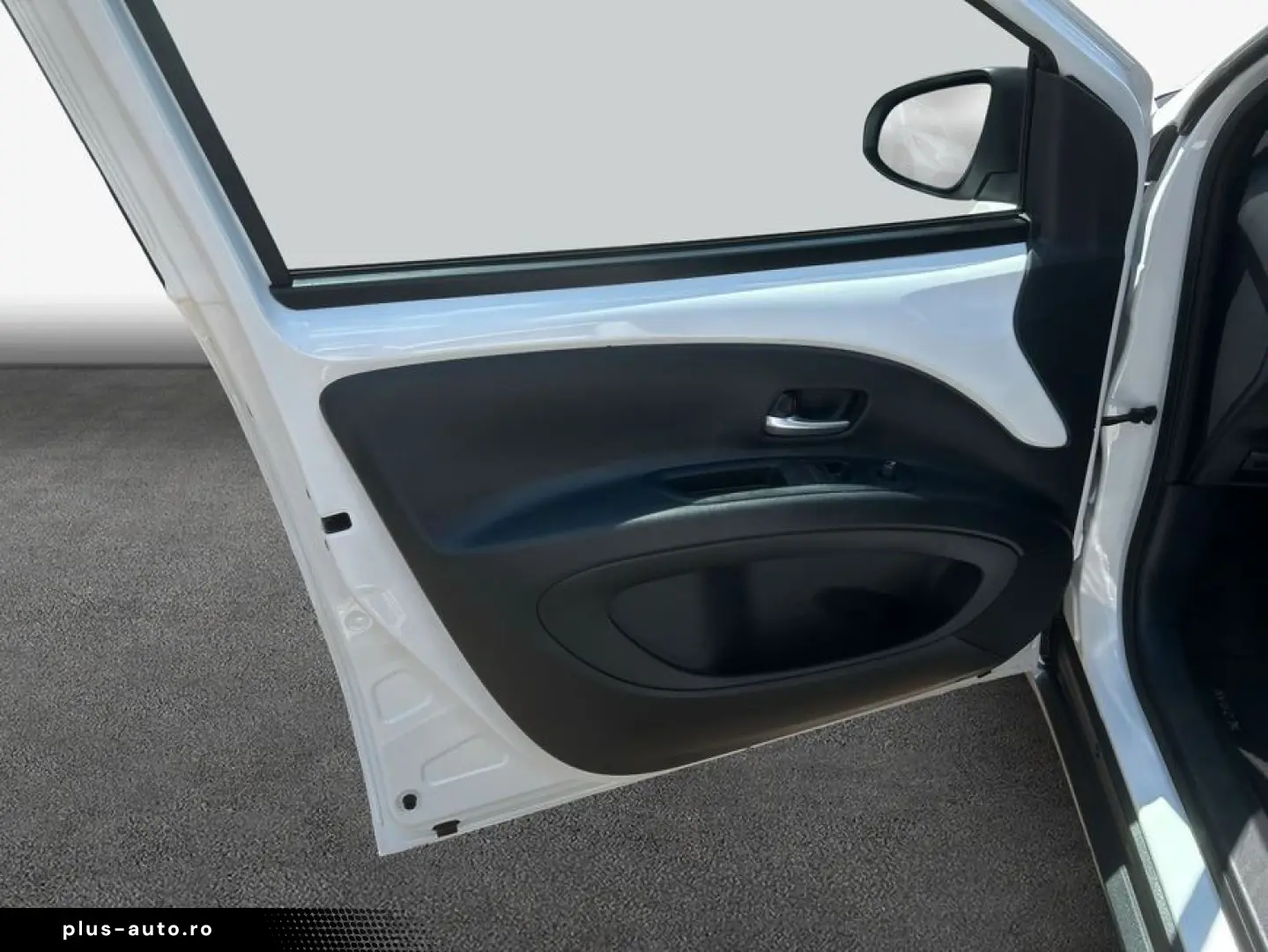 TOYOTA Aygo X S-CVT Play  Allwetter