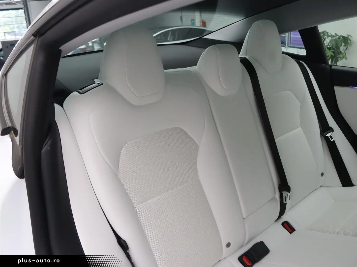 TESLA Model 3 Highland RWD 99% SoH [ LFP ACCU HW4 WIT