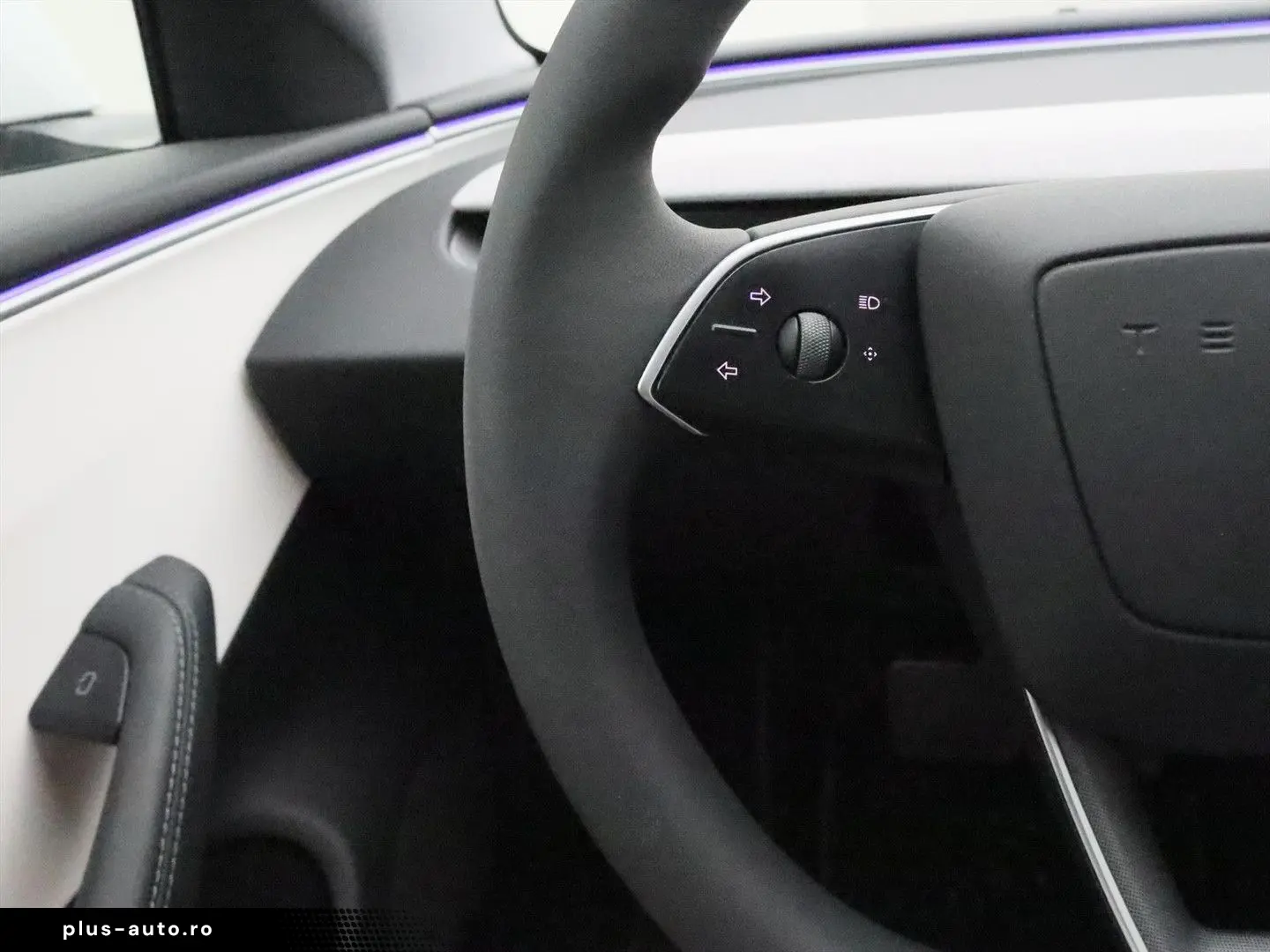 TESLA Model 3 Highland RWD 99% SoH [ LFP ACCU HW4 WIT