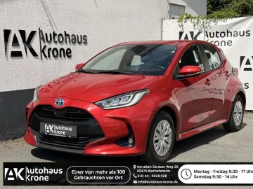 TOYOTA Yaris 1.5 Dual-VVT-iE (Hybrid) AUTOMATIK KAMERA