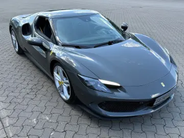 FERRARI 296 GTB  JBL  LIFT  DEUTSCHES FZG AUS 1. HAND