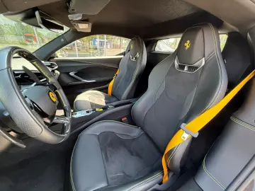 FERRARI 296 GTB  JBL  LIFT  DEUTSCHES FZG AUS 1. HAND