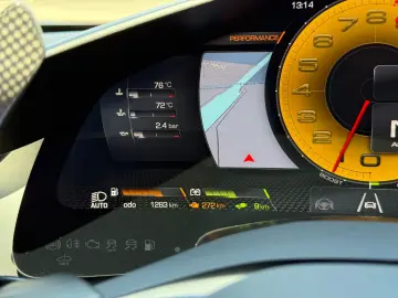 FERRARI 296 GTB  JBL  LIFT  DEUTSCHES FZG AUS 1. HAND