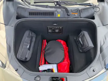 FERRARI 296 GTB  JBL  LIFT  DEUTSCHES FZG AUS 1. HAND